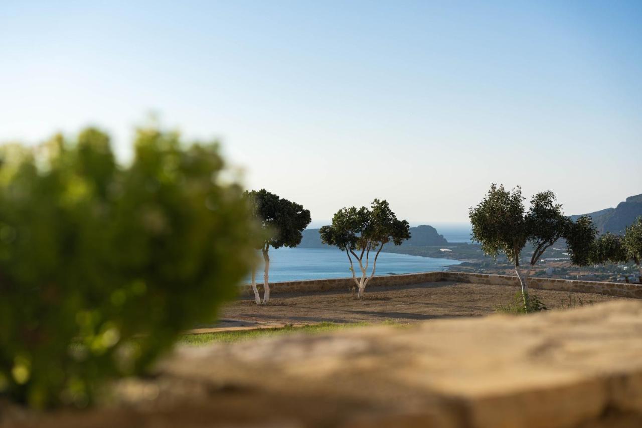 Mathios Apartments Falassarna ファラサルナ エクステリア 写真